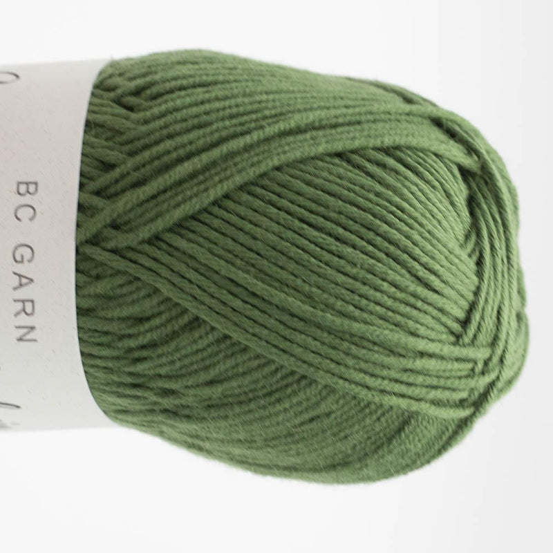 Tulip Shawl Knitting Kit